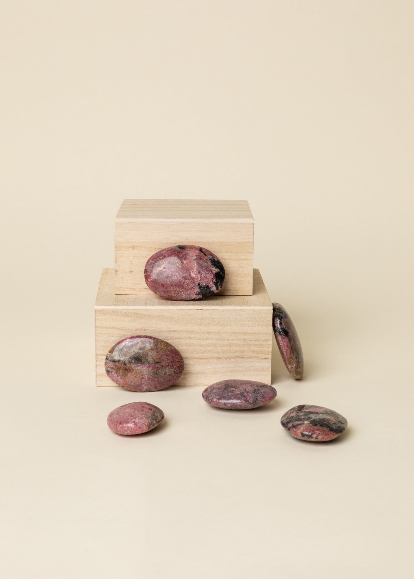 Rhodonite Palmstone