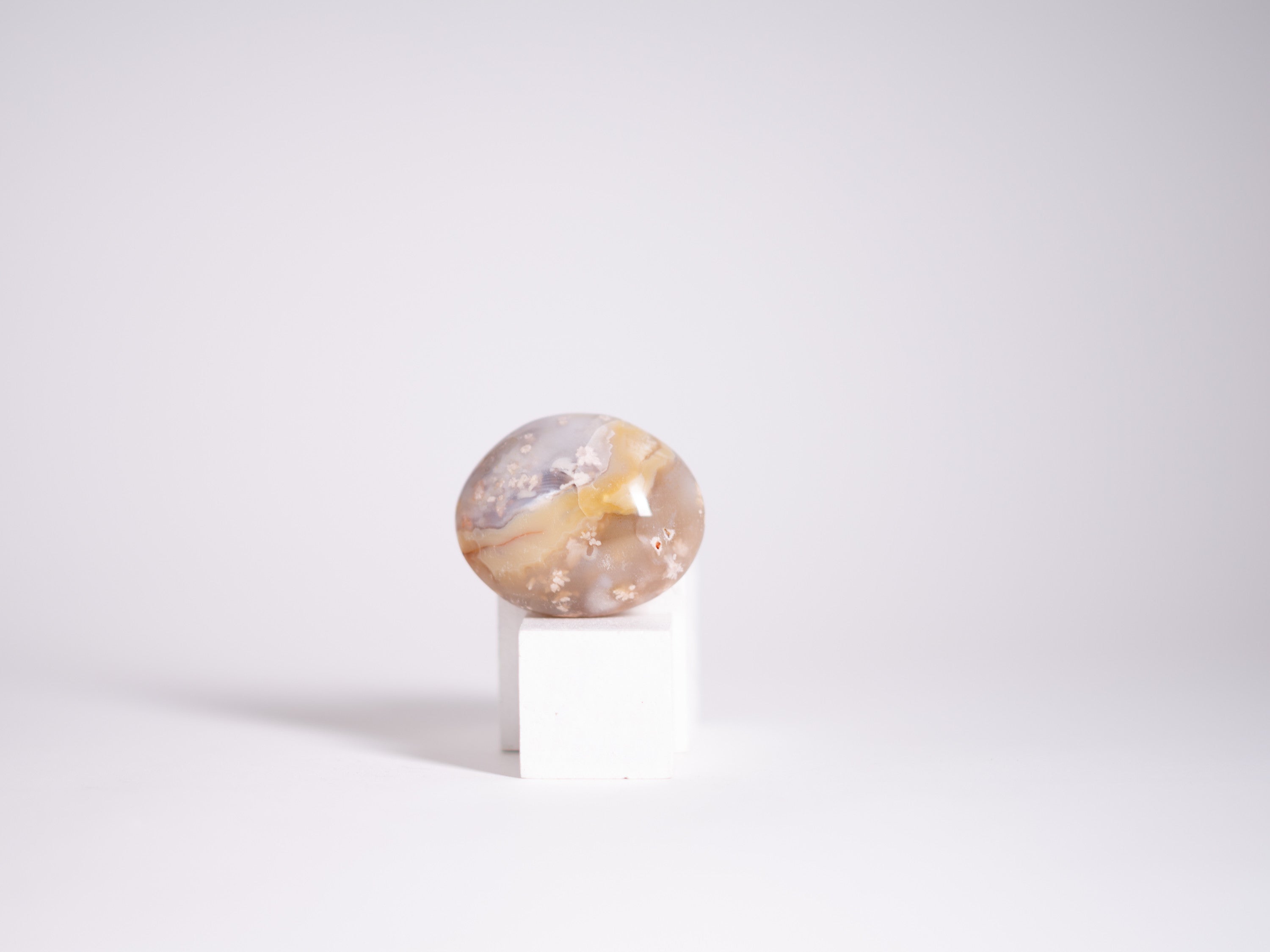 Flower Agate Palmstone